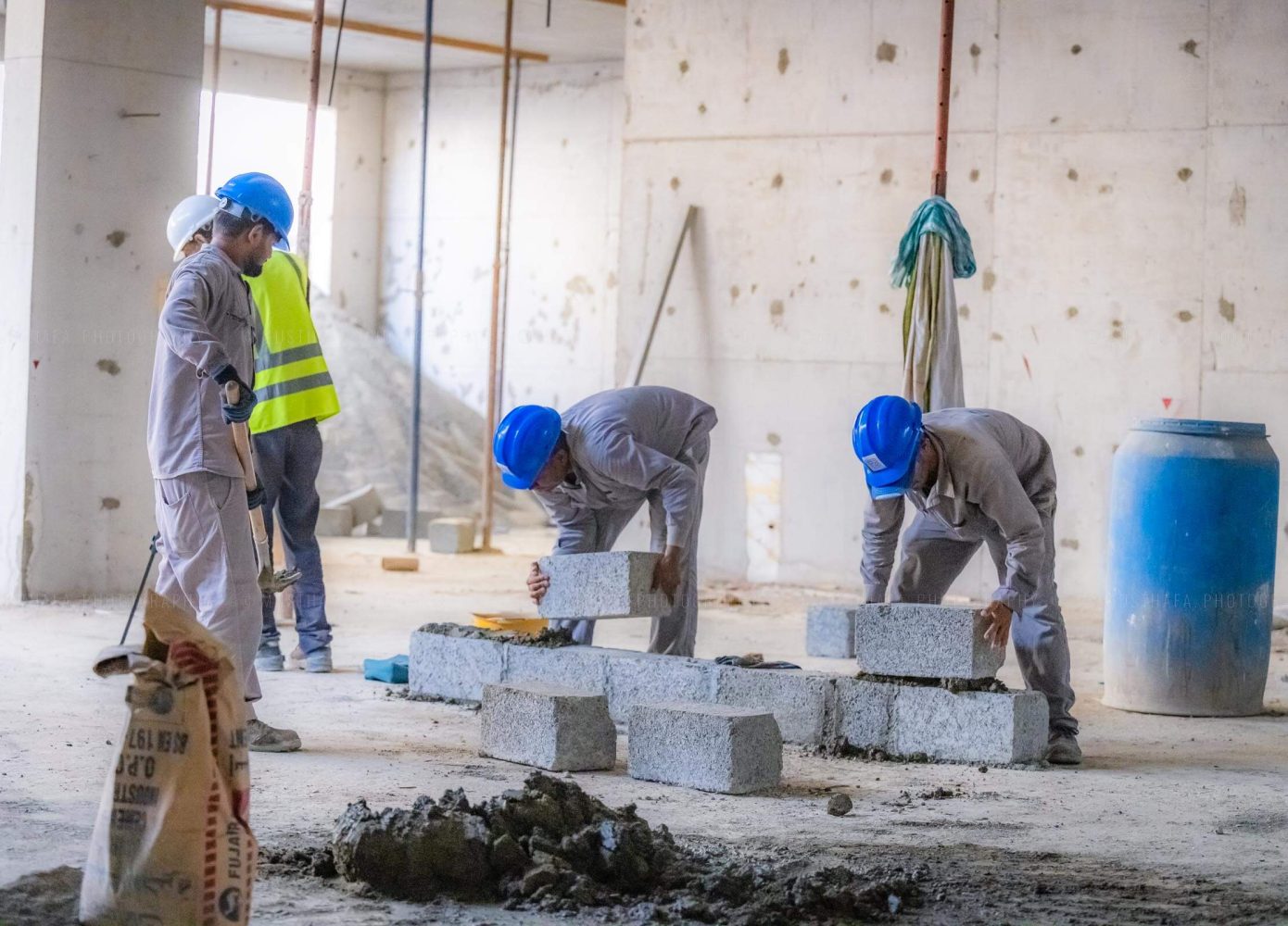 Construction Site Photography Dubai Freelancer Industrial Photographer Abu Dhabi UAE Kuwait KSA Riyadh architectural Architecture Exterior Building Worker 09