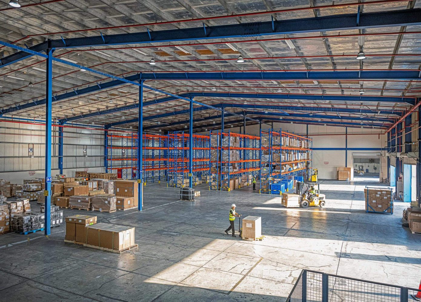 Dubai Warehouse photographer storage photography distribution industrial factory UAE Abu Dhabi United Arab Emirates 03