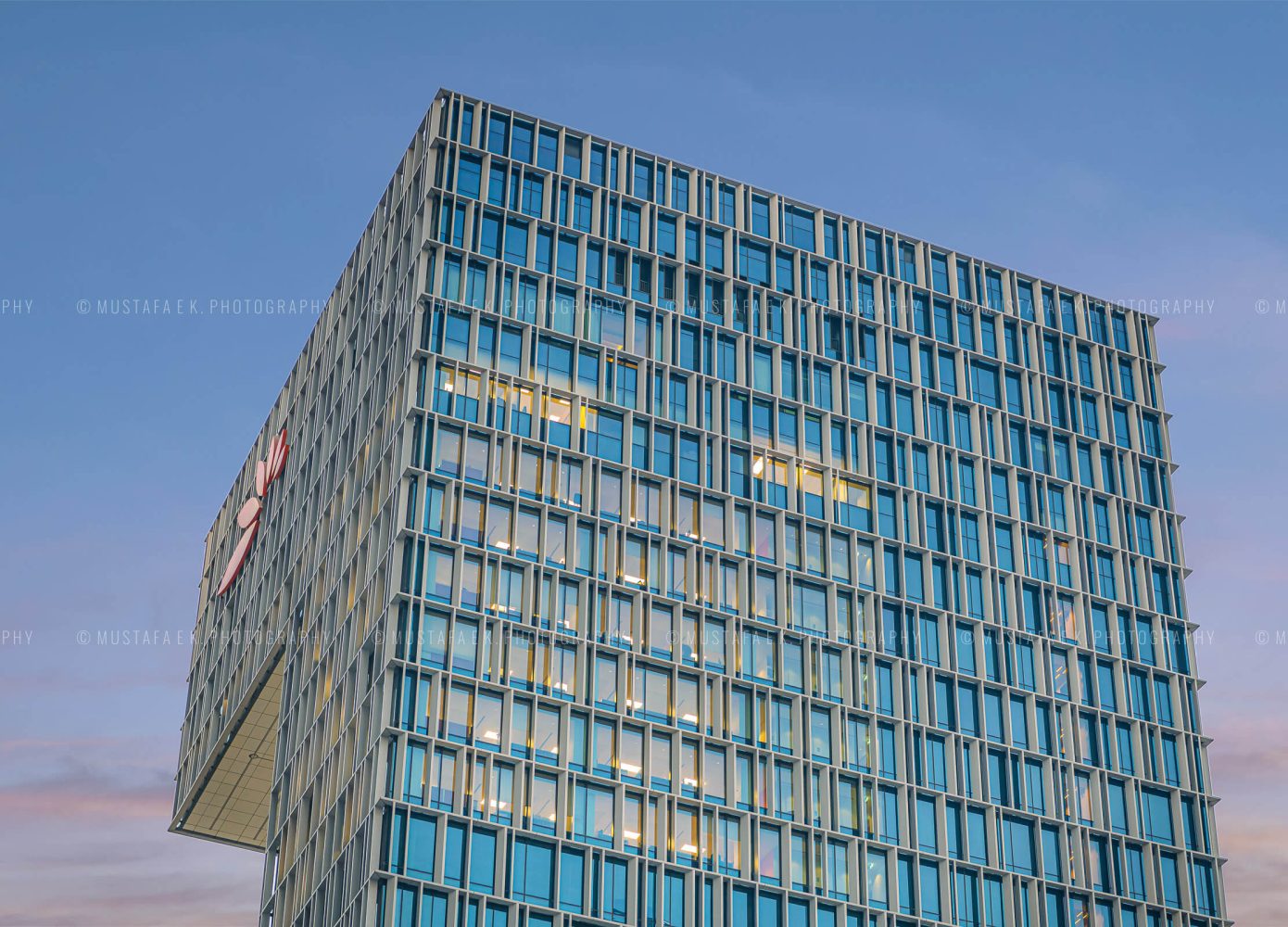 Mashreq Bank Dubai Headquarters Skyscraper Close up UAE stock photography exterior architecture photographer Kuwait architectural 07